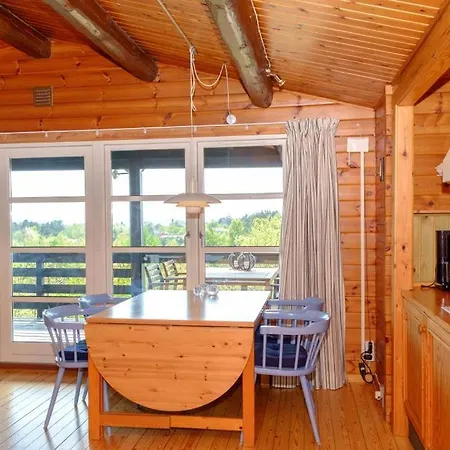 In With 3 Bedrooms And Wifi *