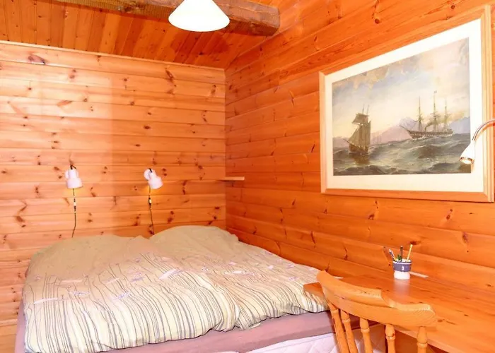 בית נופש In With 3 Bedrooms And Wifi